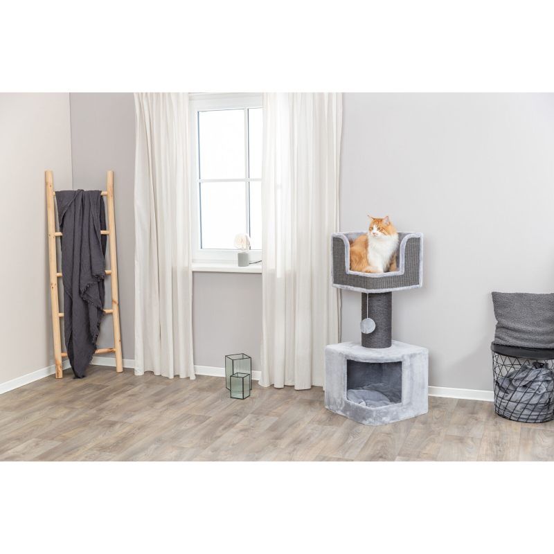 TRIXIE Kratzbaum XXL Ava II in einem Zimmer